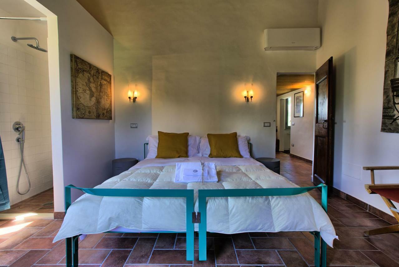 Grande Villa Storica Per Vacanze Con Giardino Privato E Piscina Ostra Exteriör bild