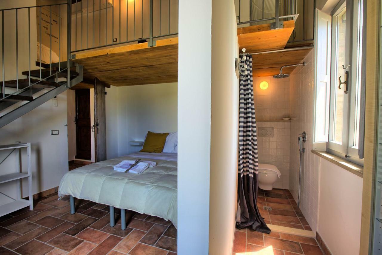 Grande Villa Storica Per Vacanze Con Giardino Privato E Piscina Ostra Exteriör bild