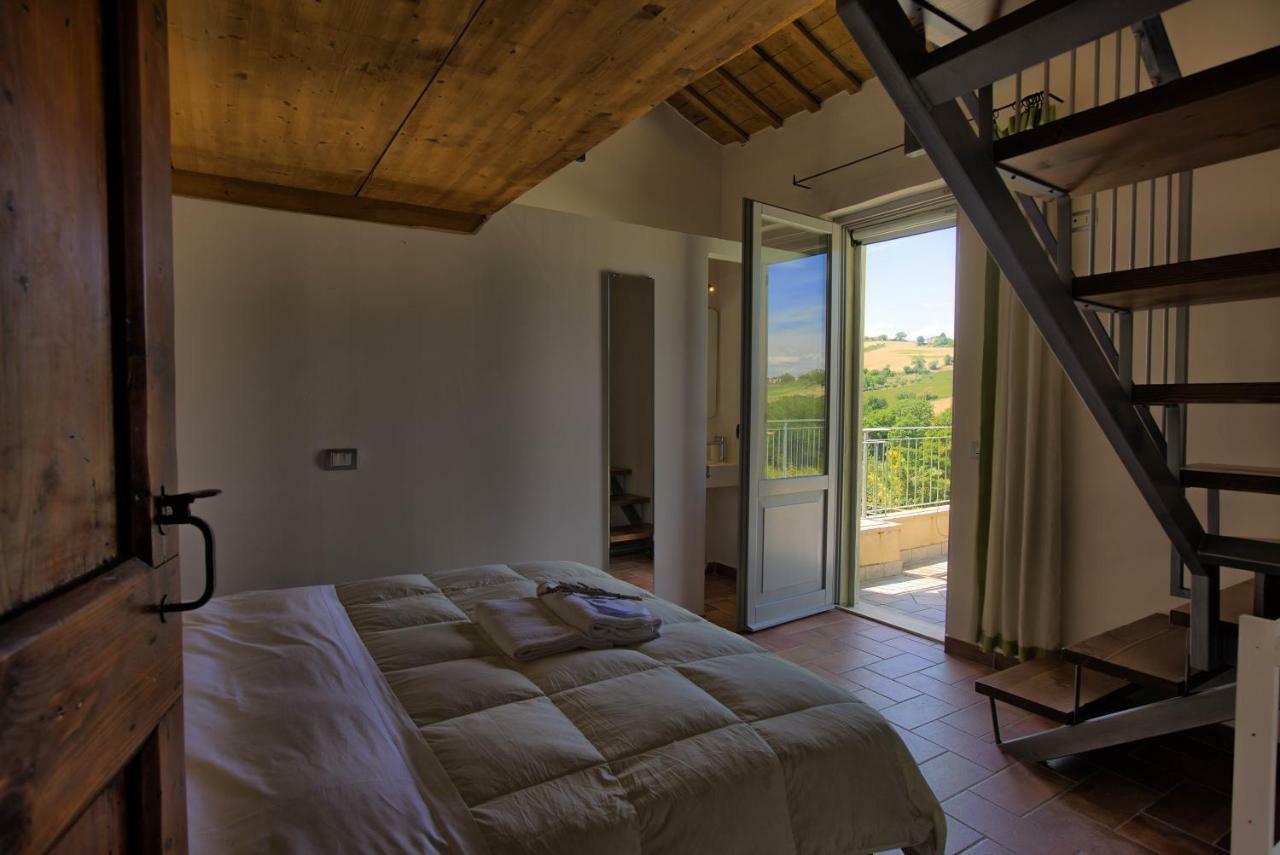 Grande Villa Storica Per Vacanze Con Giardino Privato E Piscina Ostra Exteriör bild